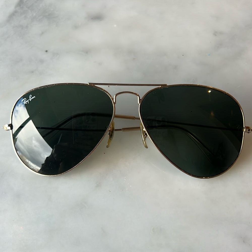 Ray-Ban Gold Aviator Sunglasses